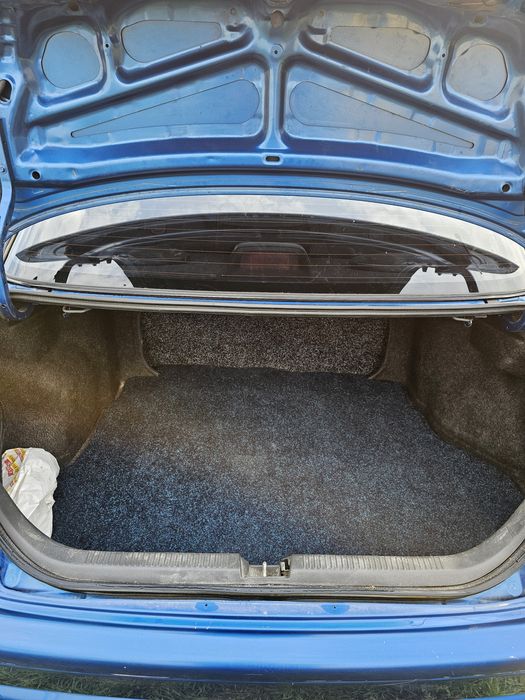 Продам Mazda 323 газ/бензин