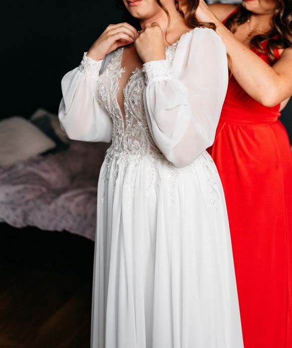 Muślinowa suknia ślubna