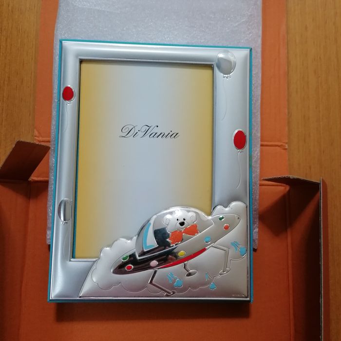 Silver Frame64585314432899124