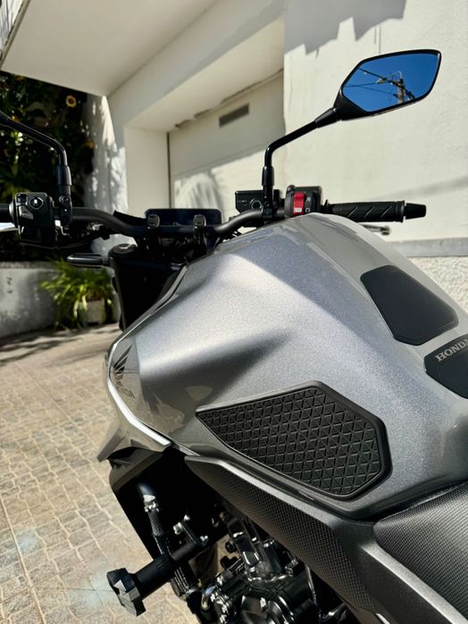 Honda CB750 Hornet 2025 35kW