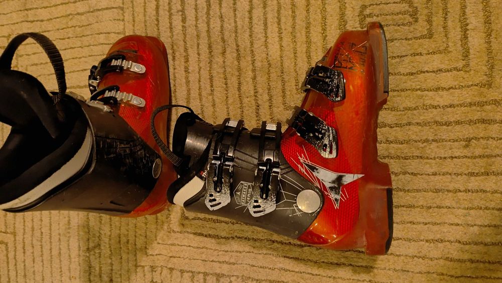Buty narciarskie Atomic waymaker JR PLUS 22/22.5