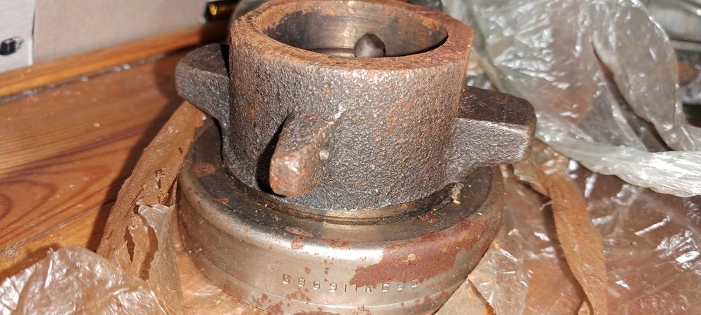 Муфта вижимного з підшипником УАЗ