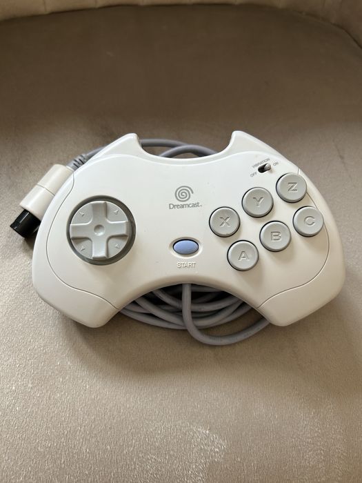 Sega Dreamcast - kontroler ASCII Fighting Pad FT