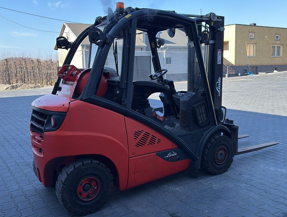 Wózek widłowy LINDE H25T EVO, triplex, przesuw, GAZ