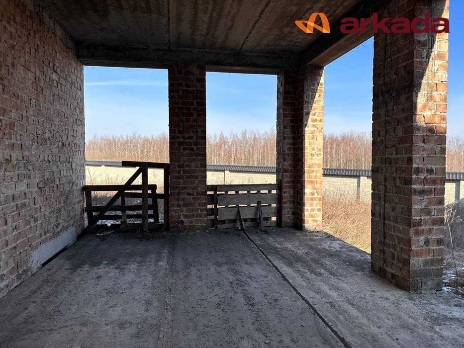 Готельно-відпочинковий комплекс на в'їзді до Франківська! 1200м2/45сот