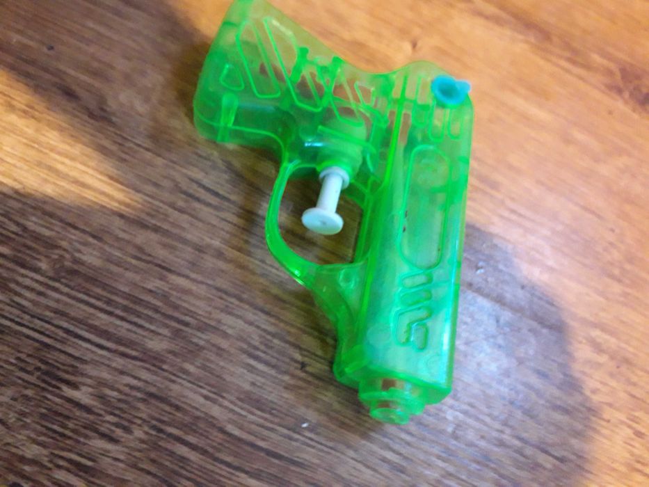 pistolet na wode