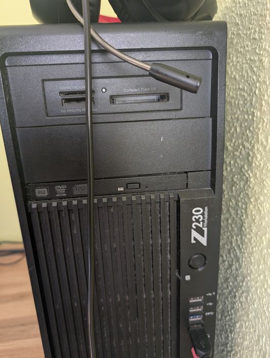 Komputer 32GB RAM / Xeon 8 wątków – baza pod gaming / serwer