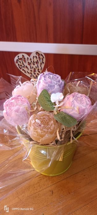 Bukieciki z mydła i świeczki