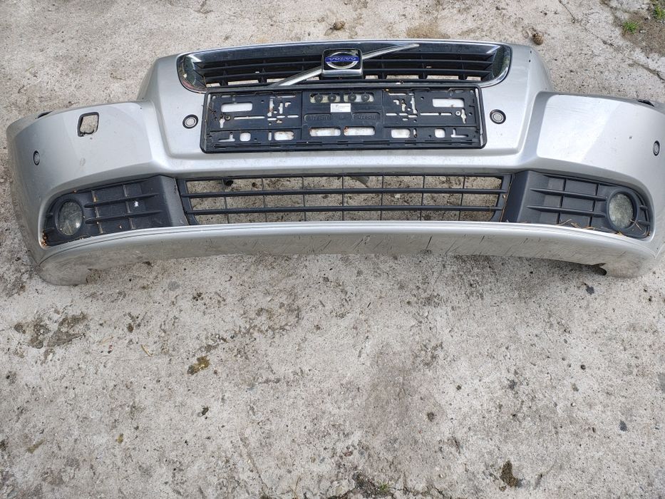 Zderzak  przedni Volvo V50 S40 II lift spryski halogeny PDC