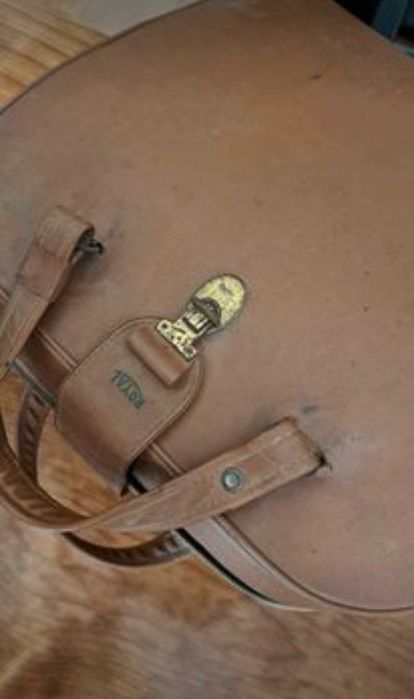 Máquina de escrever marca Royal