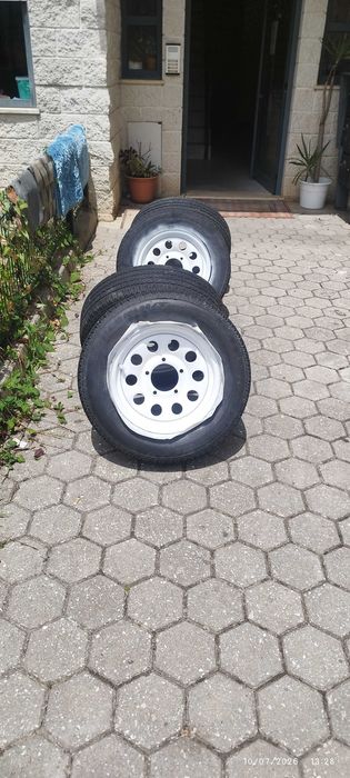 Jantes 15" 5x139.7 com pneu Suzuki // Kia // Jeep // UMM // Ford // Daithsun// Mitsubishi