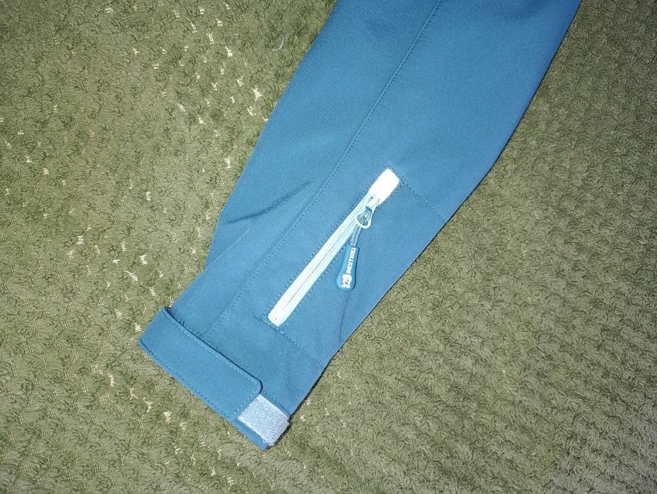 Куртка/вітровка Унісекс  8-9  років