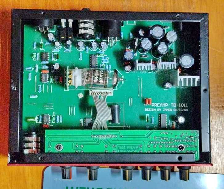 Мікрофонний ламповий преамп з оптокомпрессором і еквалайзером TB 101