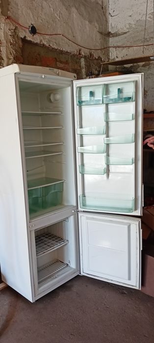 Sprzedam lodówkę