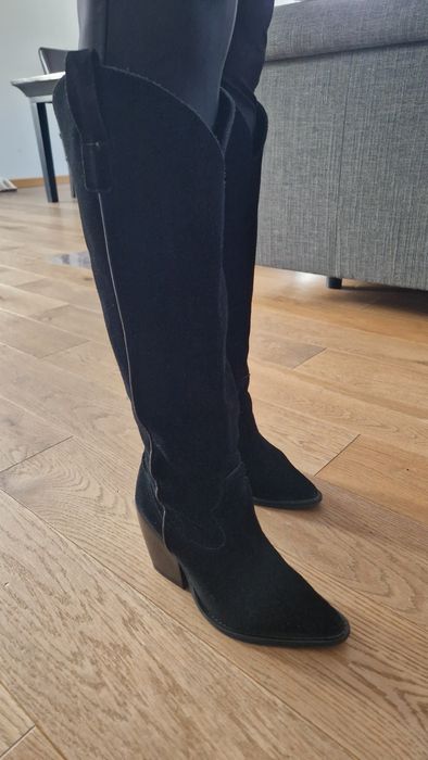 Kozaki damskie Carinii zamsz