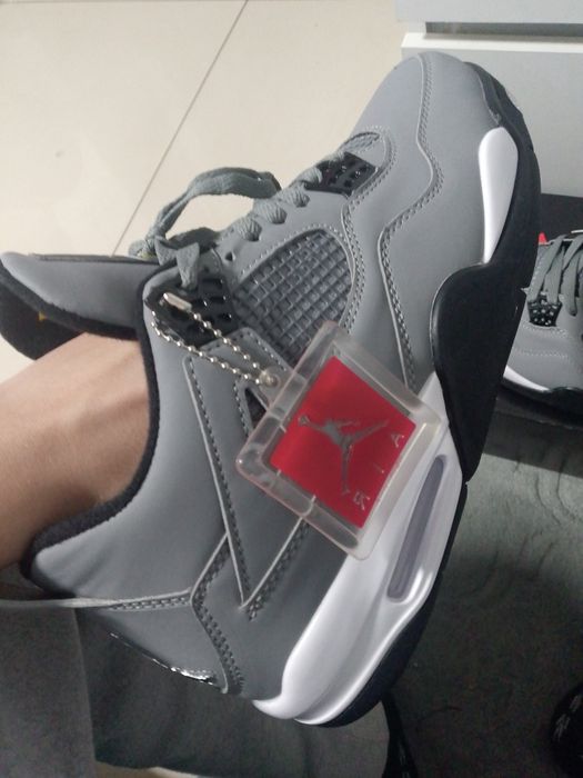 Jordan 4 retro cool gray