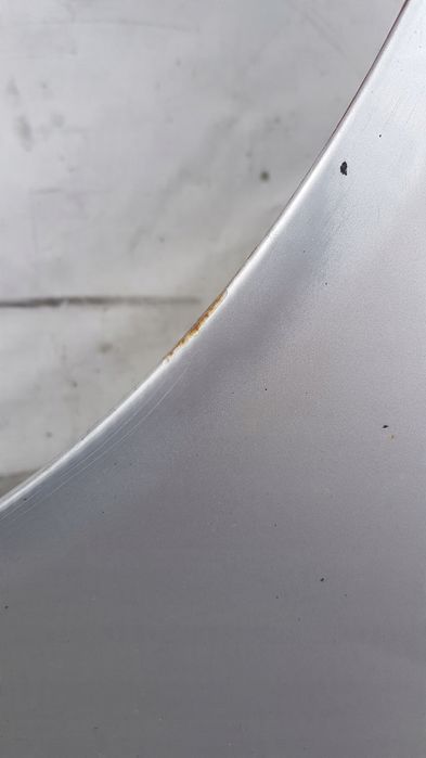 Mercedes W203 błotnik Lewy przód 744