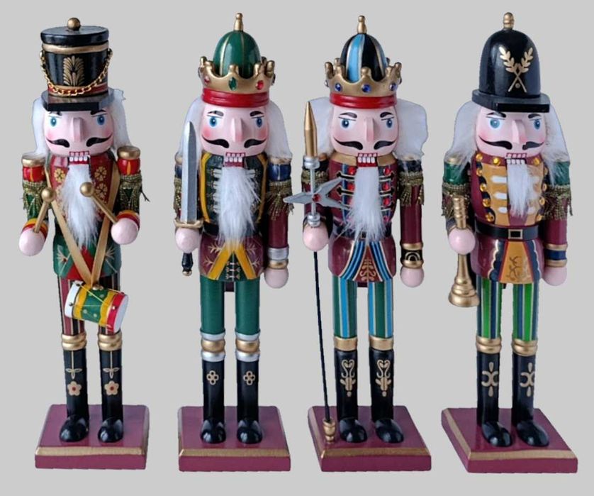 Щелкунчик деревянная игрушка традиционная 30 см