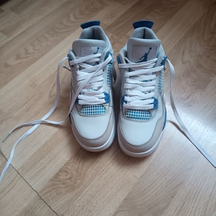 Buty Air Jordan 4 Retro  „Military Blue” 38