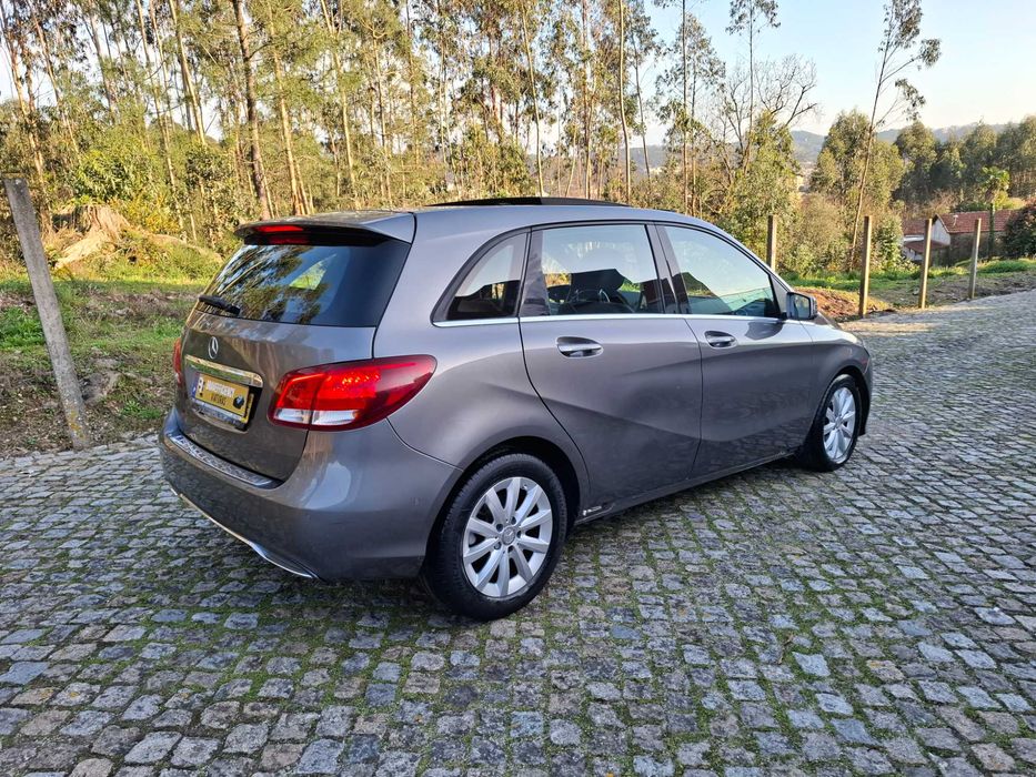 Mercedes B 180 d Style [CX Aut) FULL EXTRAS 119 Mil kms Nacion de 2016
