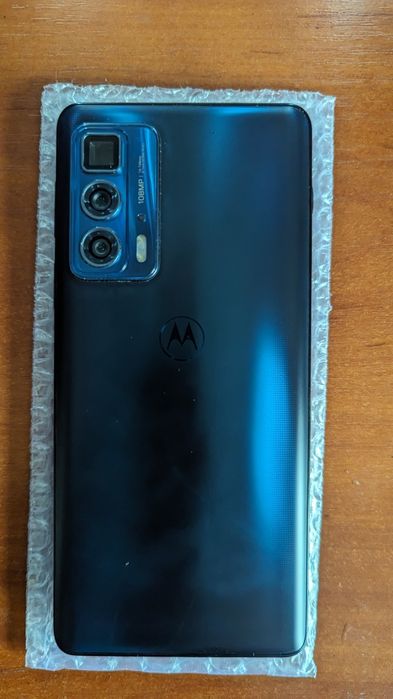 Motorola edge 20 pro 12/256gb.