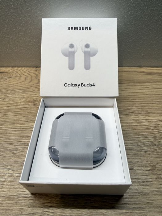 Słuchawki Samsung Galaxy Buds 4