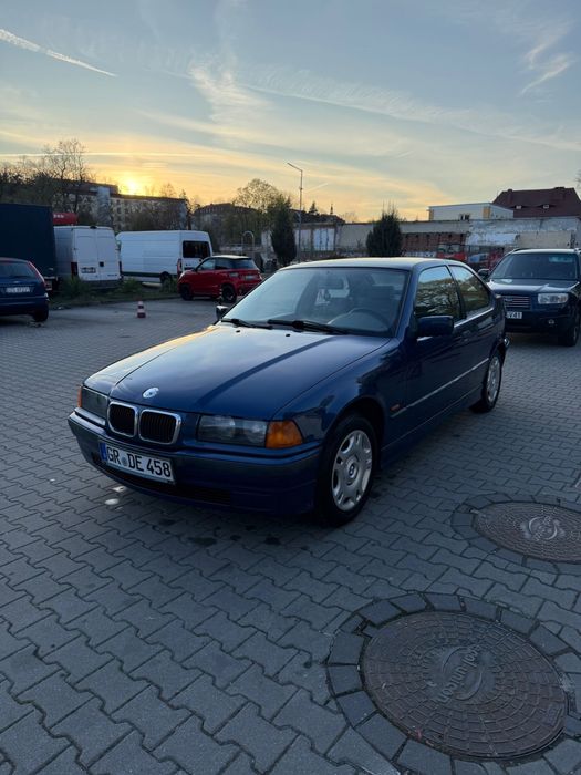 BMW e36 compact automat niski przebieg!