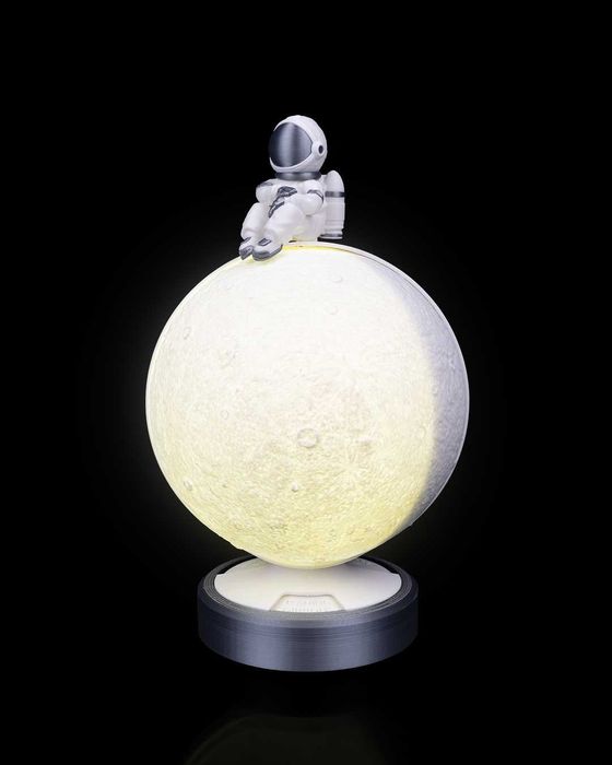 Lampka nocna – Astronauta na Księżycu