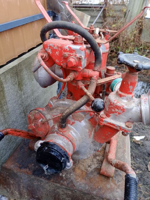 Продам мотопомпу