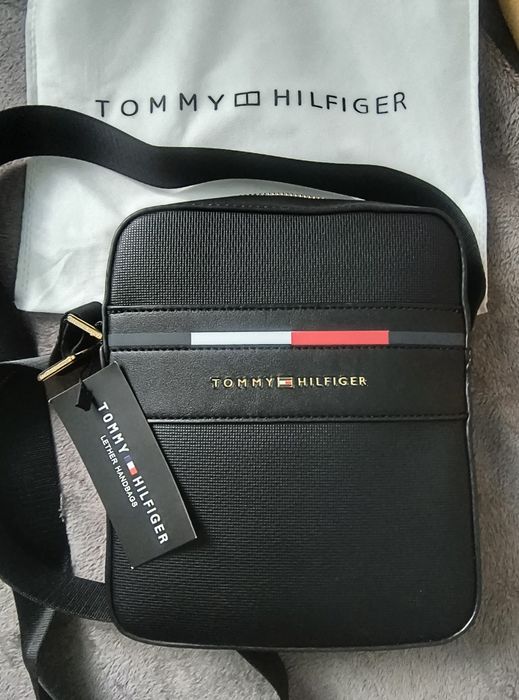Продам сумку мужскую Tommy Hilfiger