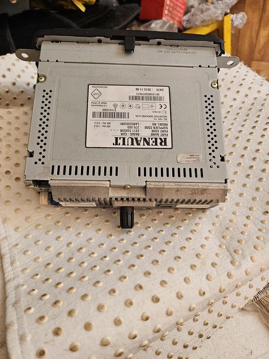 Магнітола Renault