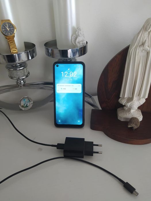 Telefon Oppp Reno 8t + Etui