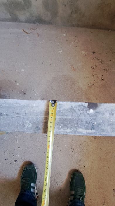 Redução de preço // Vendo réguas de alumínio de pedreiro - Usadas // r