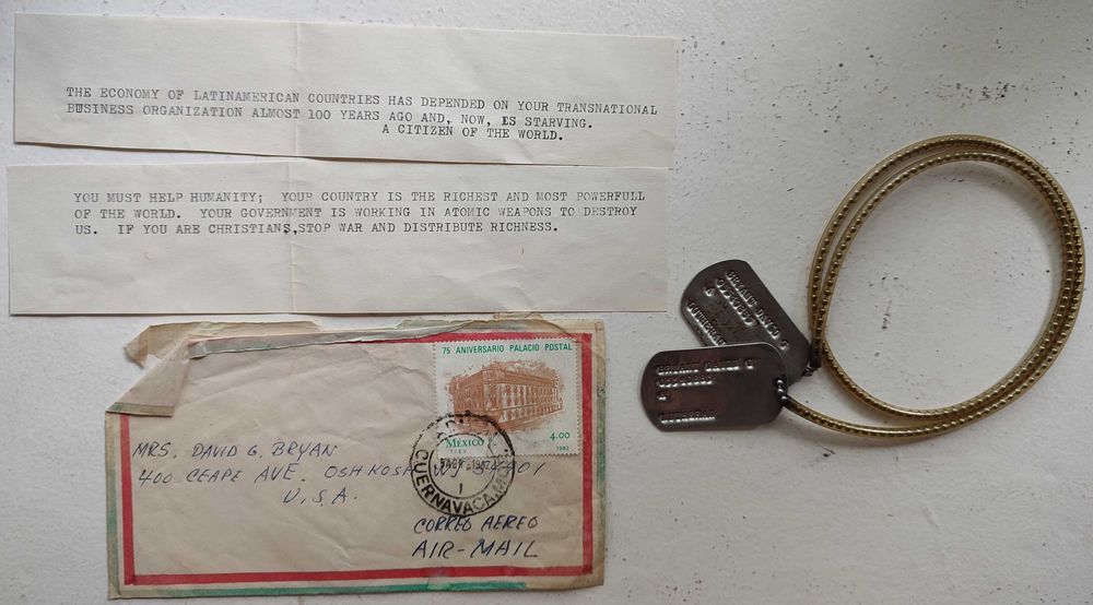 Архив офицера морского корпуса США. Обмен на марки