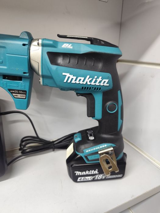 Makita DFS 452 безщітковий акумуляторний стрічковий шуруповерт Макіта