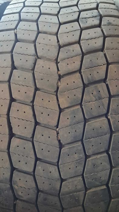 Шини вантажнi Michelin 315.70.22.5
