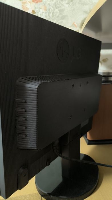 Монітор LG Flatron L1953S