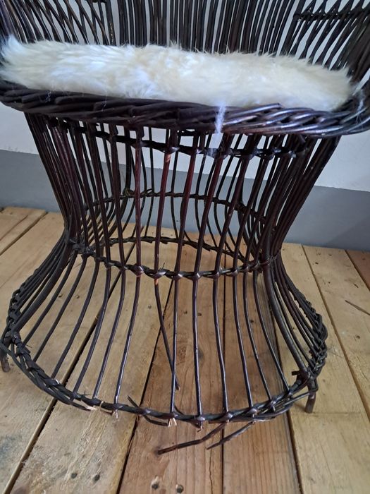 Cadeira boho / pavão em verga