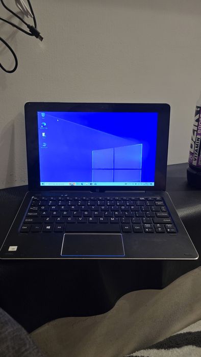 5x Kruger and Matz Edge 1086 Tablet z Klawiaturą Windows 10 home