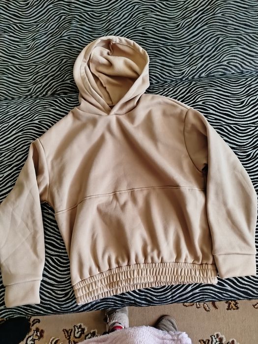 Костюм женский  бежевый