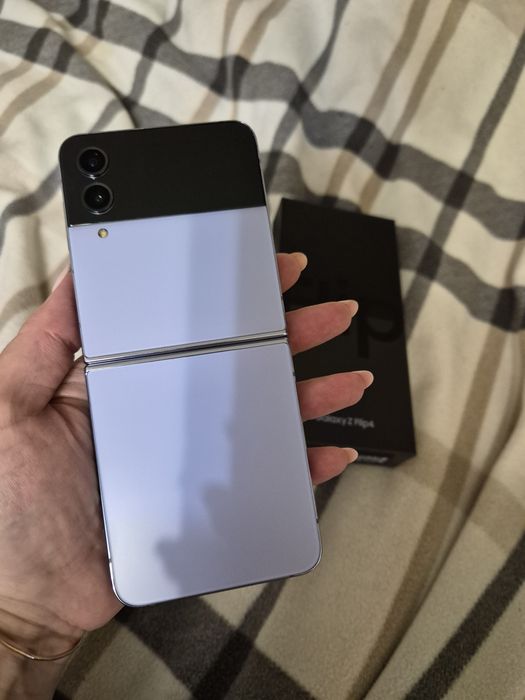 Samsung Z  flip 4