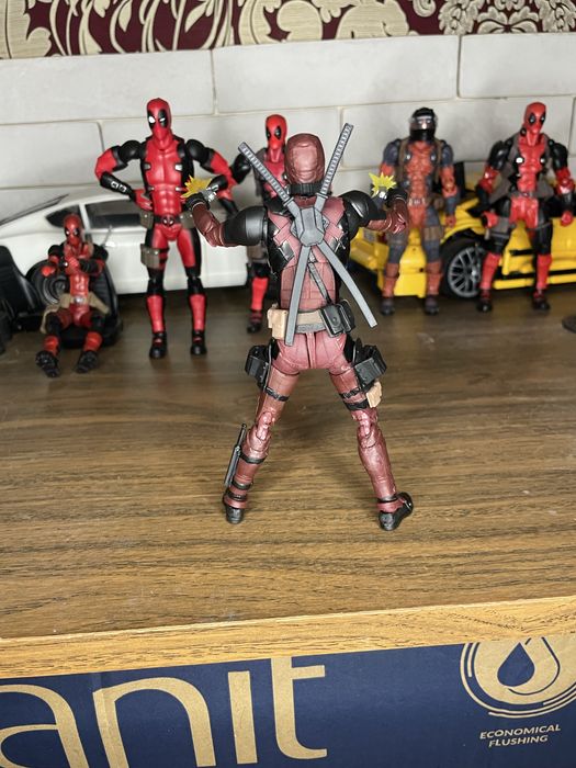 Фігурка головного персонажу фільму Дед Пул/dead pool