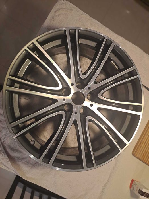 Alufelga przednia individual do BMW G30 G31