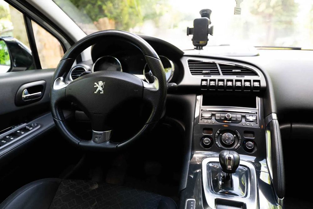 Peugeot 3008 Hybryd 4