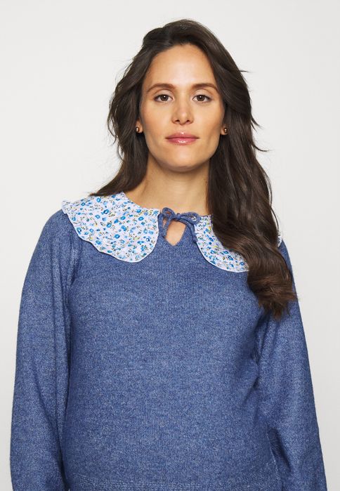 Sweter ciążowy z kołnierzykiem Mamalicious M