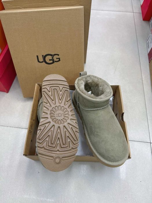 UGG Classic Ultra min R.38