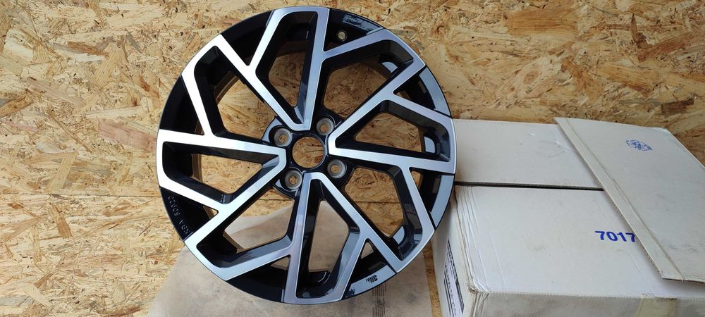 Felga aluminiowa Nissan MICRA 6.5" x 17" 4x100 ET 50