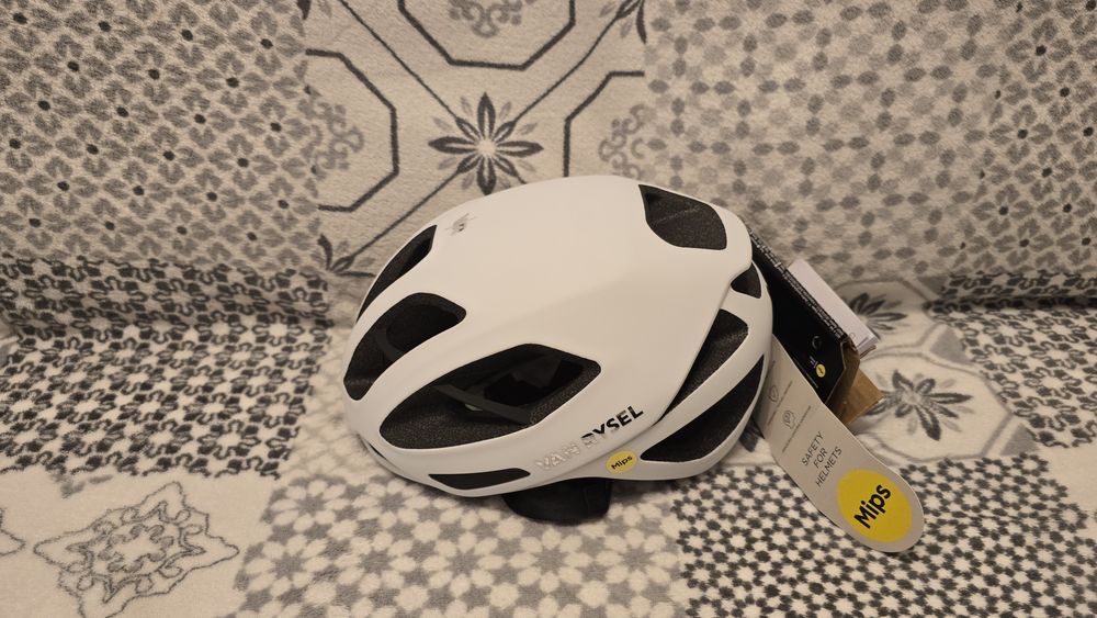 Nowy Kask Rowerowy Szosowy Van Rysel RCR Mips w rozmiarze M 55-59