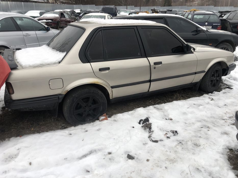 Запчастини розборка бмв е28 е30 м10 м21 двері