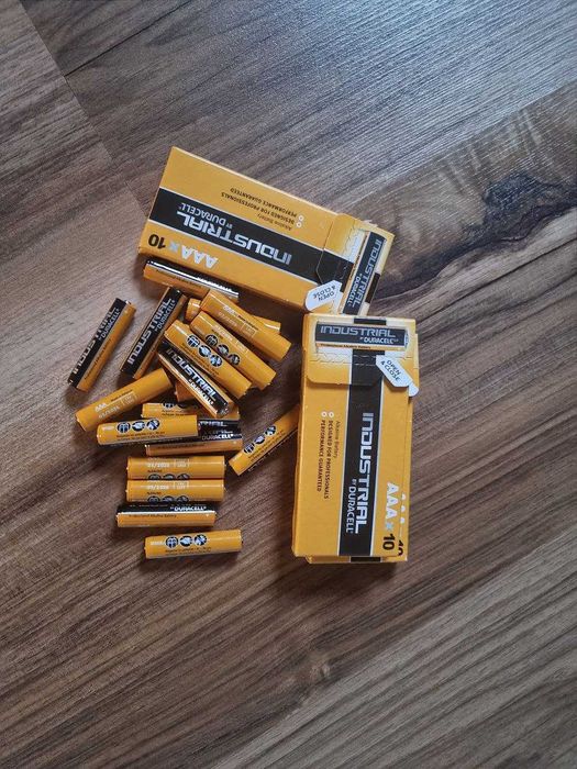 Батарейки Батарейка Duracell Industrial AAA